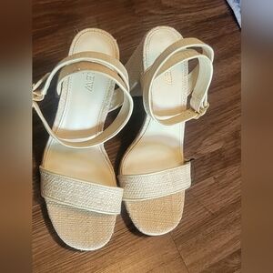 J Crew Cream Sandals